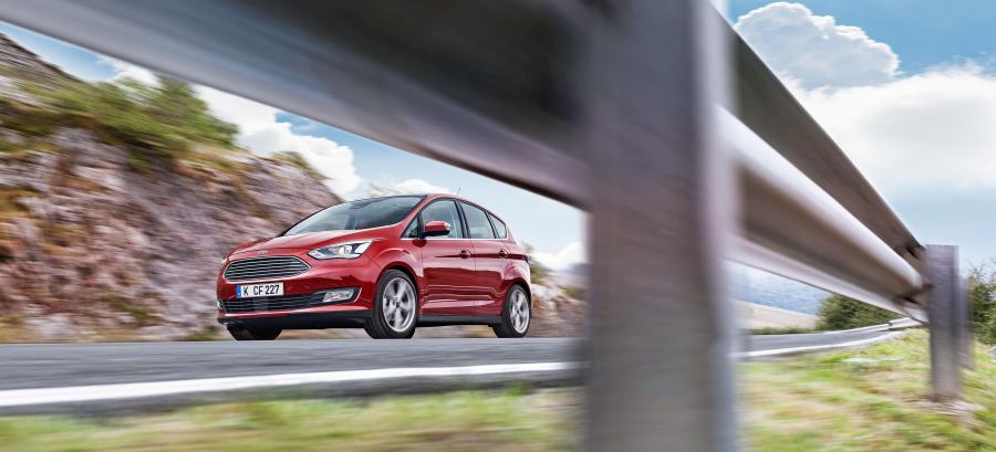  Ford C-Max 2015 года  (фото 19 из 34)